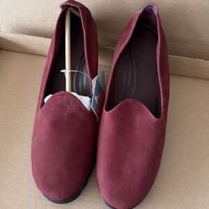 Aetrex Burgundy Loafers Sz 8.5